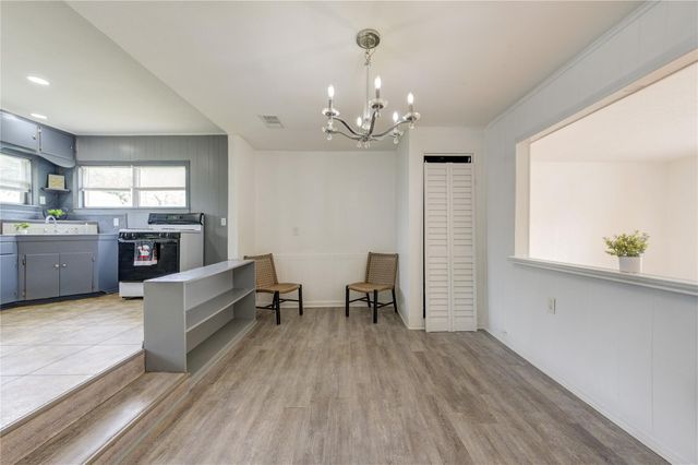 2205 Kingsdale Drive, Deer Park, TX 77536