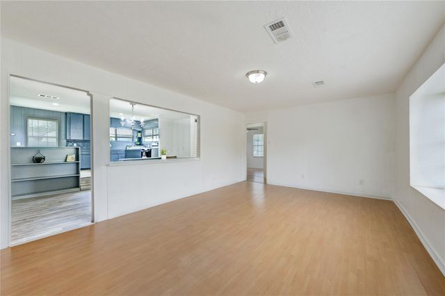 2205 Kingsdale Drive, Deer Park, TX 77536