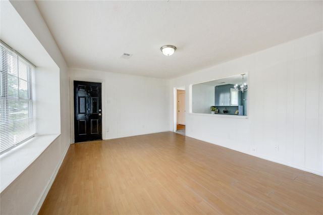 2205 Kingsdale Drive, Deer Park, TX 77536
