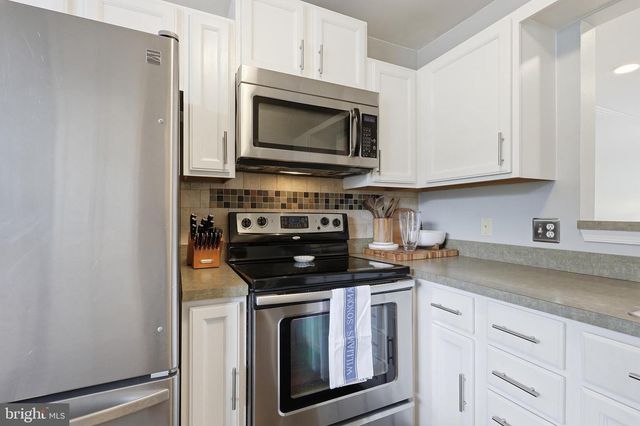 9575 SCALES PL, Bristow, VA 20136