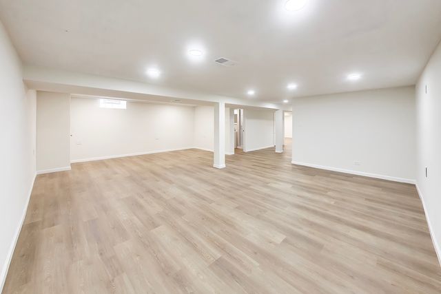 5022 N Busse Avenue, Chicago, IL 60656