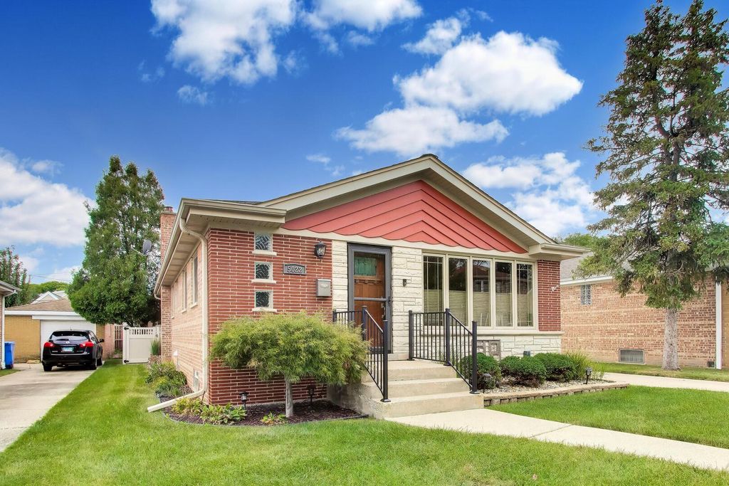 5022 N Busse Avenue, Chicago, IL 60656 — photo 3