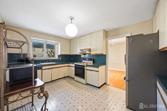 298 Newark Avenue, Union Twp, NJ 07083