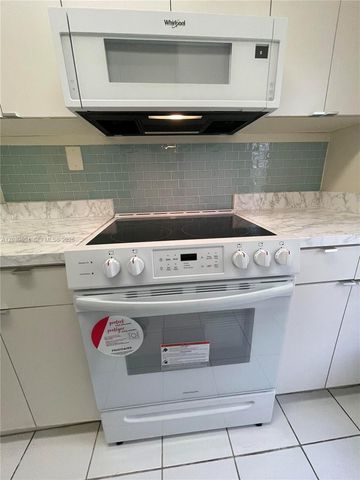 1450 Atlantic Shores Blvd 109, Hallandale Beach, FL 33009