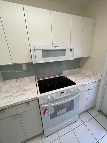 1450 Atlantic Shores Blvd 109, Hallandale Beach, FL 33009