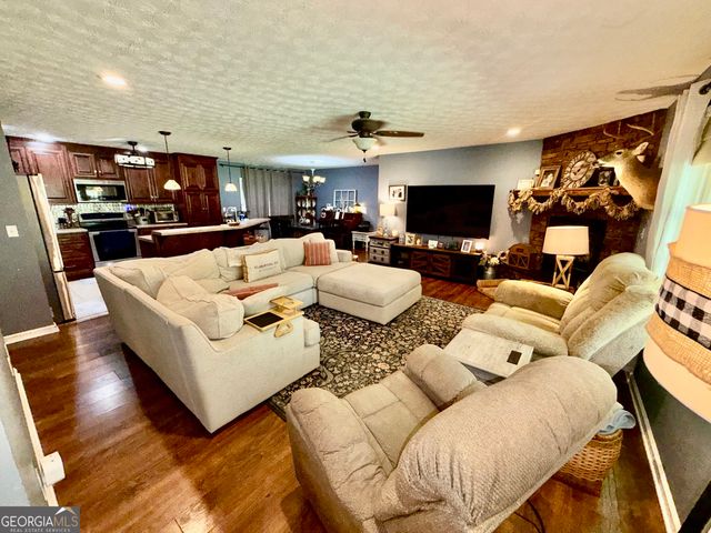 3553 Parhamtown Road, Bowman, GA 30624