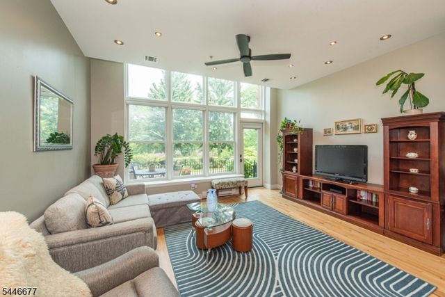 280 Main St 103, Little Falls Twp., NJ 07424