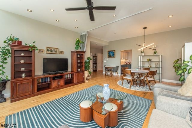 280 Main St 103, Little Falls Twp., NJ 07424
