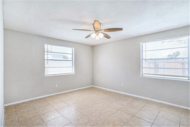 8234 RAVENCROFT DRIVE, Tampa, FL 33615