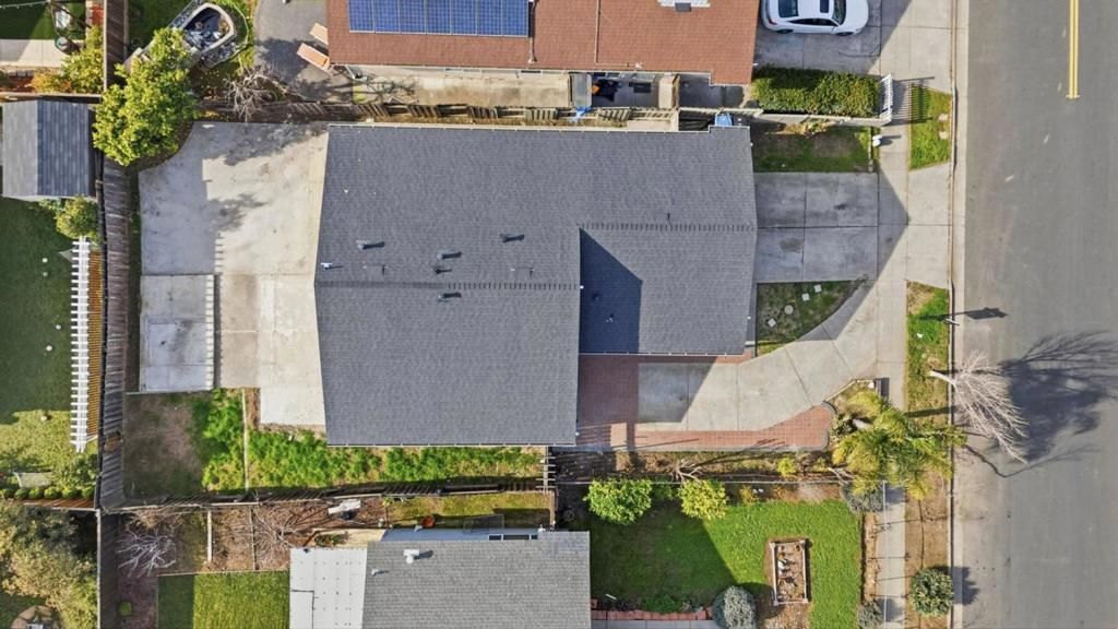 Image 45 of property listing at 6761 Muscat Drive, San Jose, CA 95119