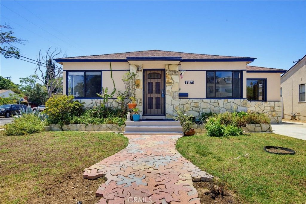 7871 Toland Avenue, Los Angeles, CA 90045
