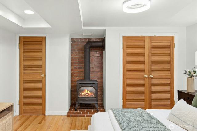 3919 Midvale Avenue N, Seattle, WA 98103