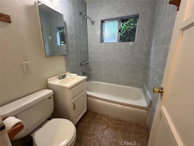 6718 Comet, Los Angeles, CA 90042