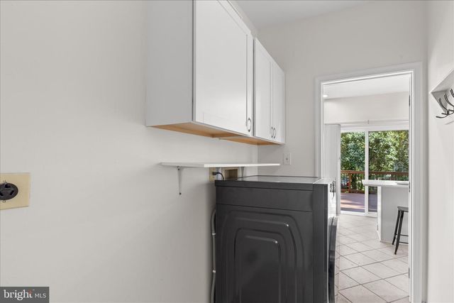 46509 HOLLYMEAD PL, Sterling, VA 20165