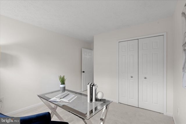 46509 HOLLYMEAD PL, Sterling, VA 20165