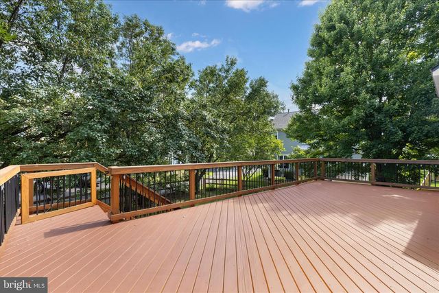 46509 HOLLYMEAD PL, Sterling, VA 20165