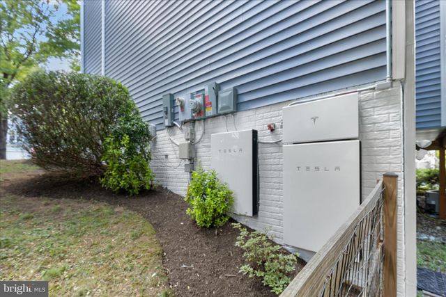 46509 HOLLYMEAD PL, Sterling, VA 20165