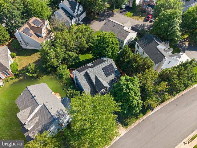 46509 HOLLYMEAD PL, Sterling, VA 20165