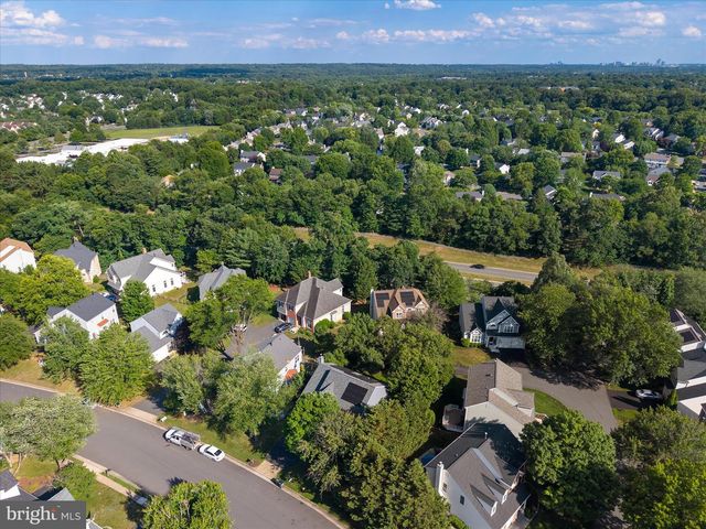 46509 HOLLYMEAD PL, Sterling, VA 20165