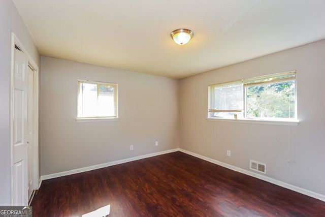 3840 Benchmark Drive, College Park, GA 30349