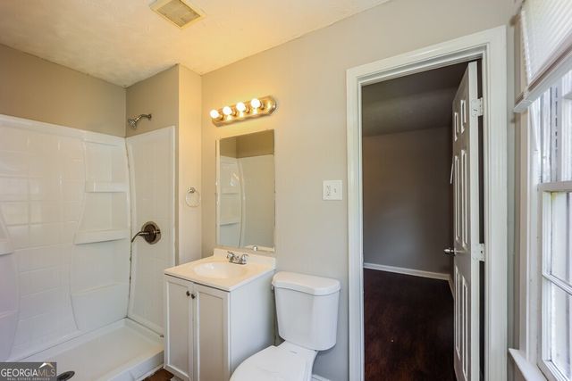 3840 Benchmark Drive, College Park, GA 30349