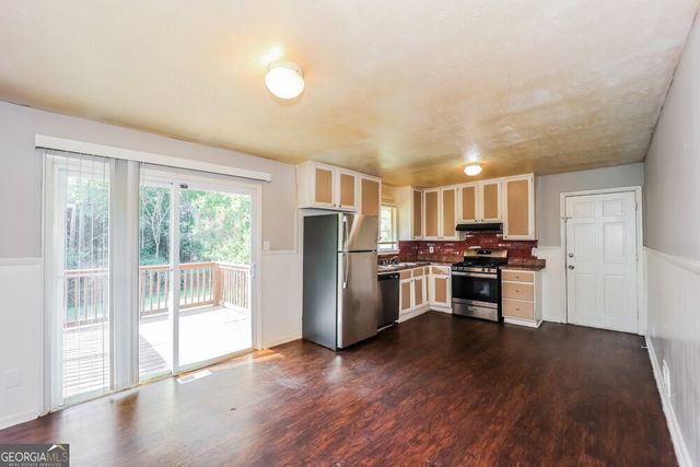 3840 Benchmark Drive, College Park, GA 30349