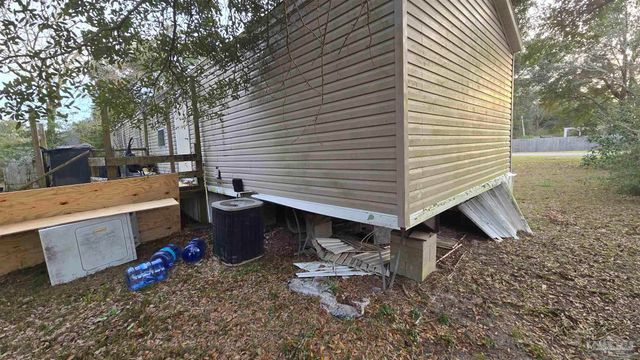 210 Marietta Ave, Pensacola, FL 32507