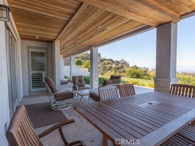 43 Avenida Corona, Rancho Palos Verdes, CA 90275