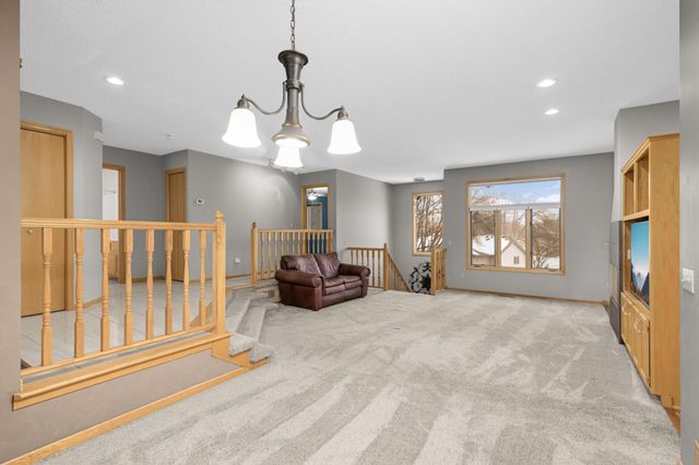 20886 Jenkins Way, Lakeville, MN 55044