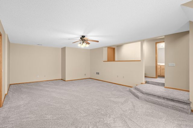 20886 Jenkins Way, Lakeville, MN 55044