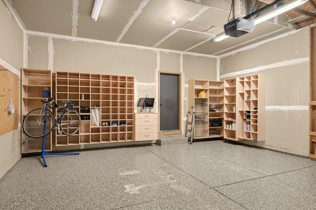 20886 Jenkins Way, Lakeville, MN 55044