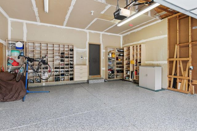 20886 Jenkins Way, Lakeville, MN 55044