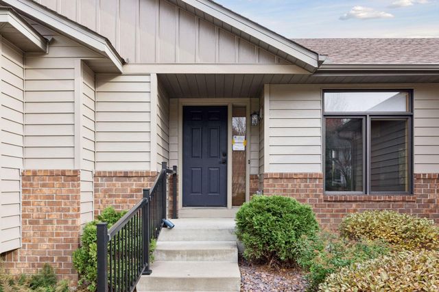 20886 Jenkins Way, Lakeville, MN 55044