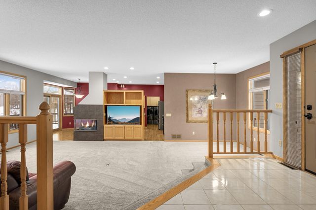 20886 Jenkins Way, Lakeville, MN 55044