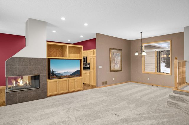 20886 Jenkins Way, Lakeville, MN 55044