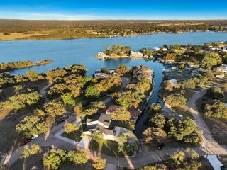 300 Deer DR, Sunrise Beach Village, TX 78643