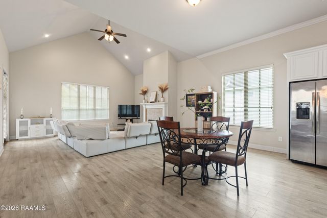 102 Rue Gambetta, Lafayette, LA 70507