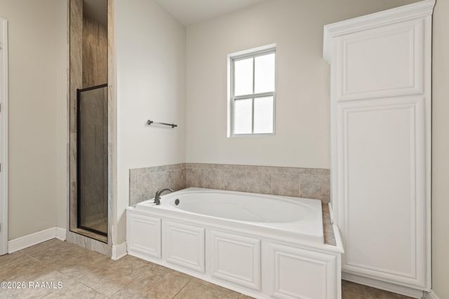 102 Rue Gambetta, Lafayette, LA 70507