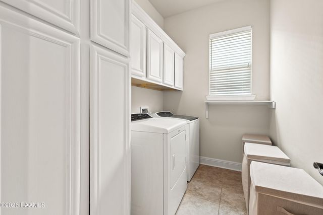 102 Rue Gambetta, Lafayette, LA 70507