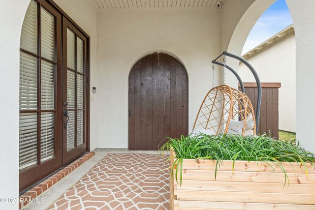 102 Rue Gambetta, Lafayette, LA 70507