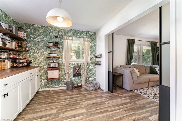 2606 Wexford Place, High Point, NC 27266