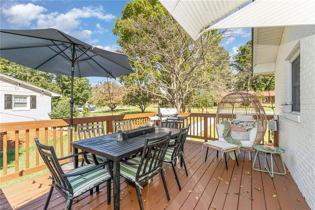 2606 Wexford Place, High Point, NC 27266