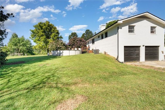 2606 Wexford Place, High Point, NC 27266