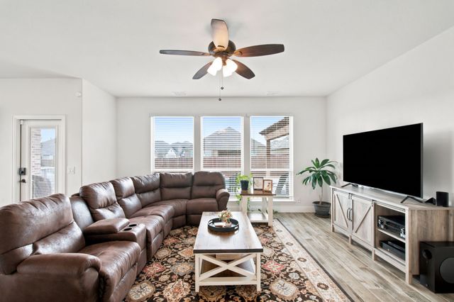 1218 Misty Ridge Drive, Justin, TX 76247
