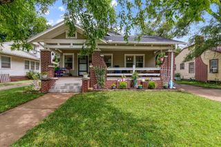 810 W 4th Ave, El Dorado, KS 67042