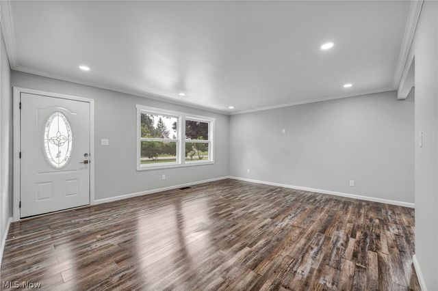23928 Knickerbocker Road, Bay Village, OH 44140