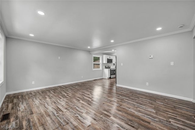 23928 Knickerbocker Road, Bay Village, OH 44140