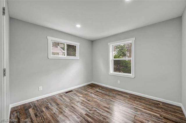 23928 Knickerbocker Road, Bay Village, OH 44140