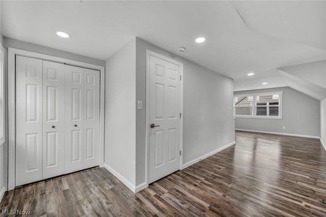 23928 Knickerbocker Road, Bay Village, OH 44140