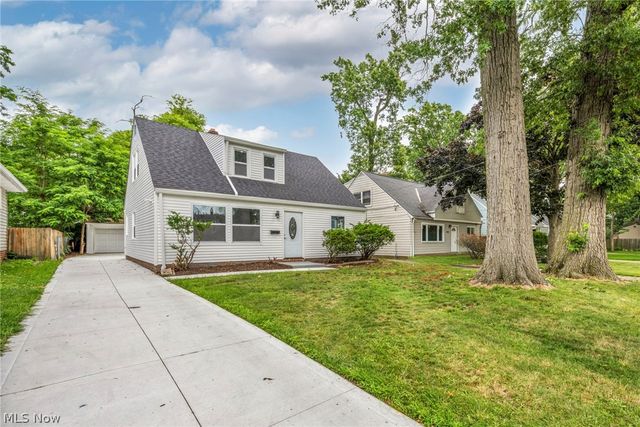 23928 Knickerbocker Road, Bay Village, OH 44140